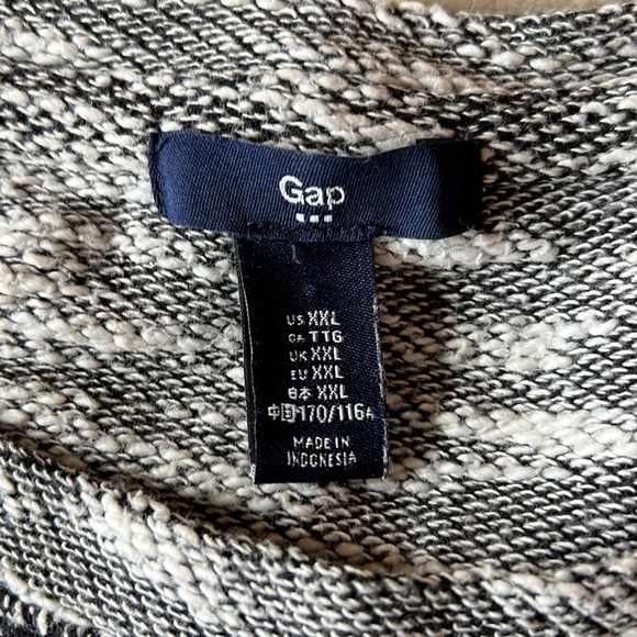 Gap black & white XXL tunic. - Picture 5 of 6